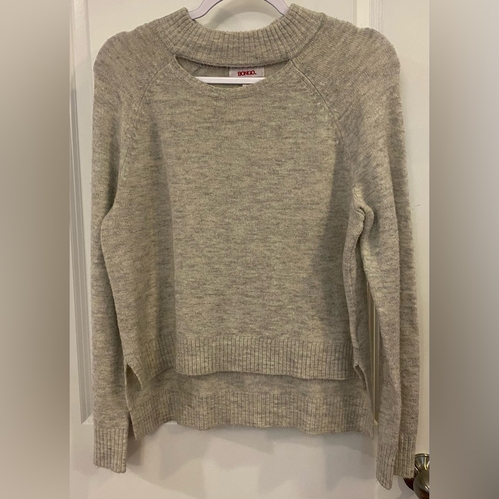 Bongo Mock Neck Sweater Sz M Heathered Grey Slit High Low Hem Open Hole In Neck